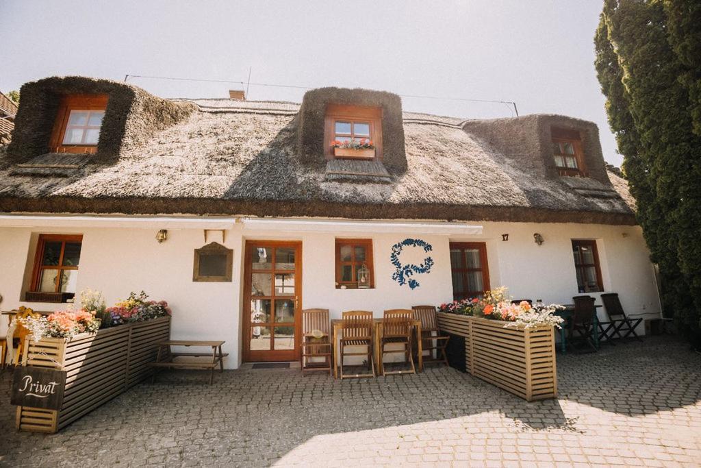 Kekmadaras Vendeghaz Tihany Exteriör bild